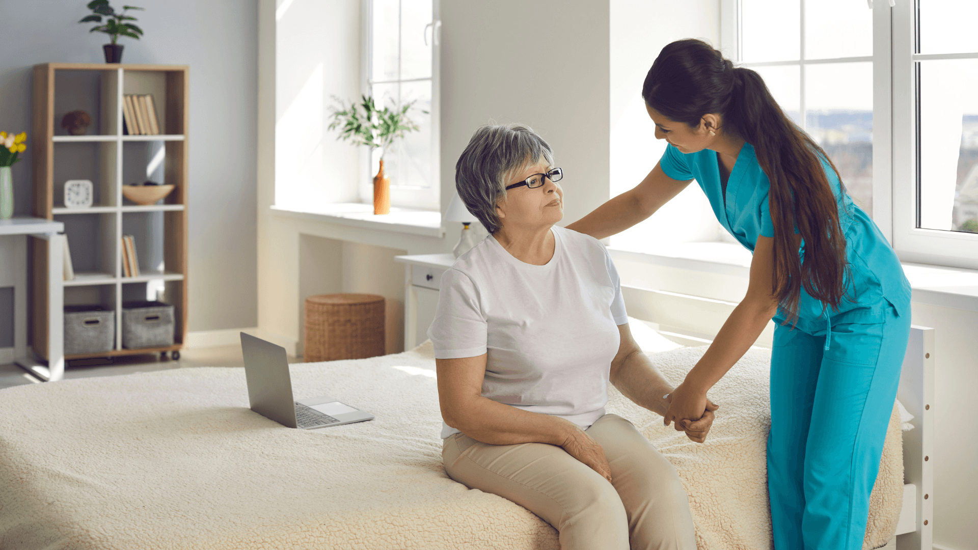 13 Signs You Need Personal Care Assistance for a Loved One